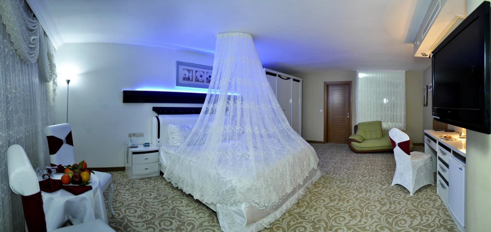 Demosan Spa & Otel Balayı Suit