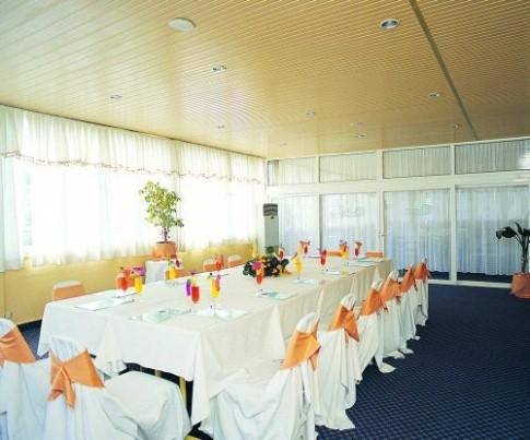 {{URUNADI}} {{URUNADI}}