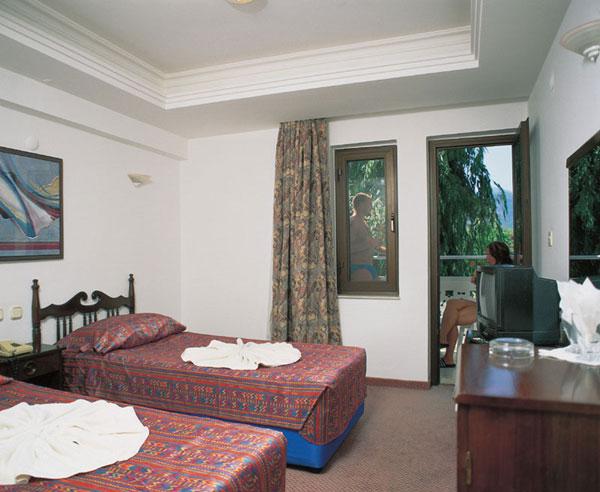 {{URUNADI}} {{URUNADI}}