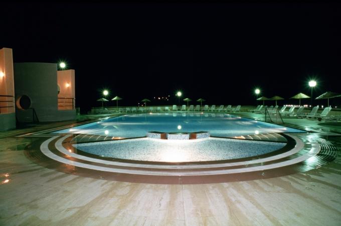 {{URUNADI}} {{URUNADI}}