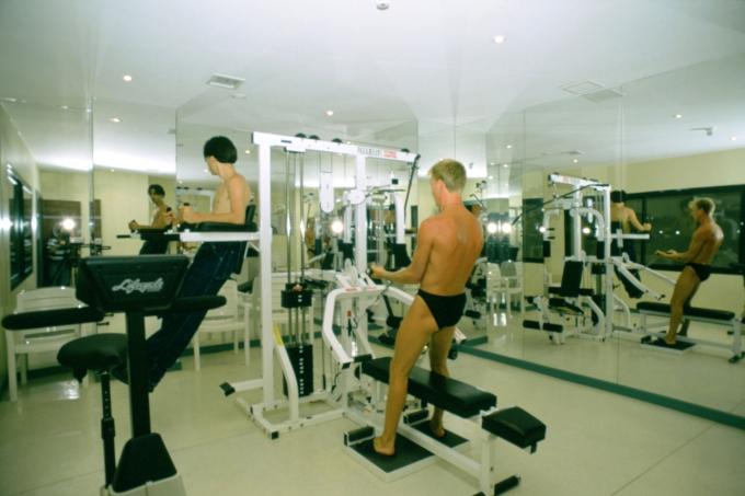 {{URUNADI}} {{URUNADI}}