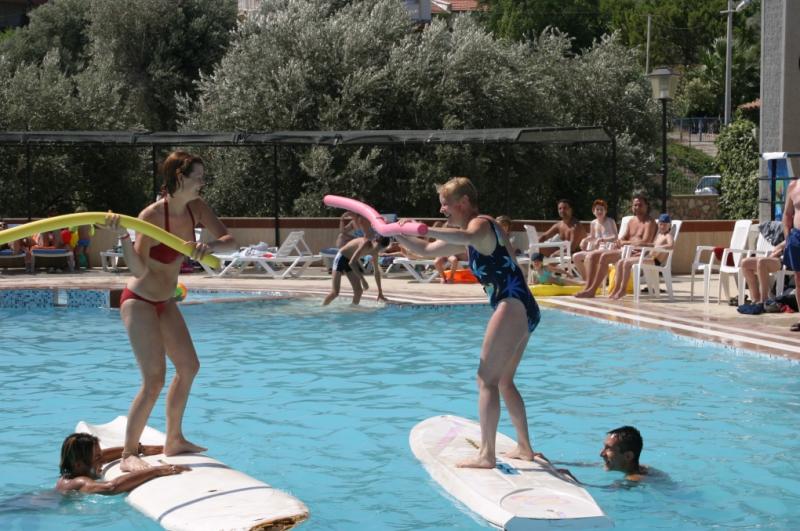 {{URUNADI}} {{URUNADI}}