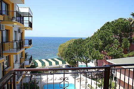 {{URUNADI}} {{URUNADI}}