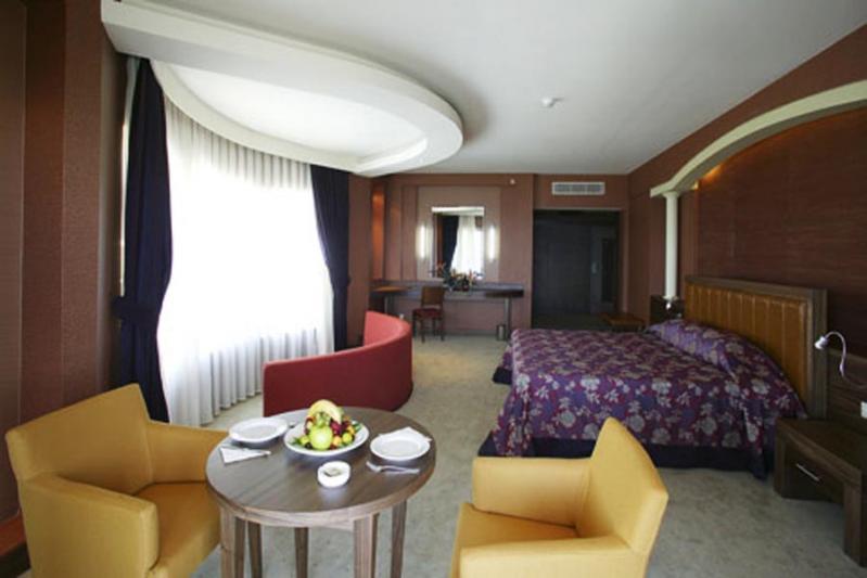 {{URUNADI}} {{URUNADI}}