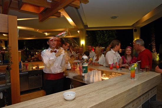 {{URUNADI}} {{URUNADI}}