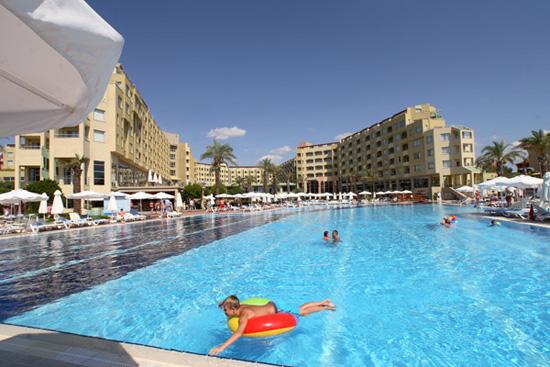 {{URUNADI}} {{URUNADI}}