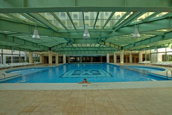 {{URUNADI}} {{URUNADI}}