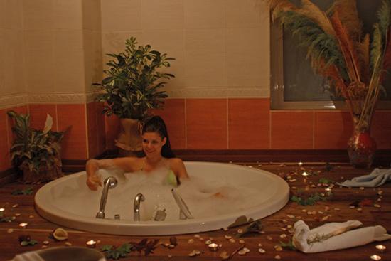 {{URUNADI}} {{URUNADI}}