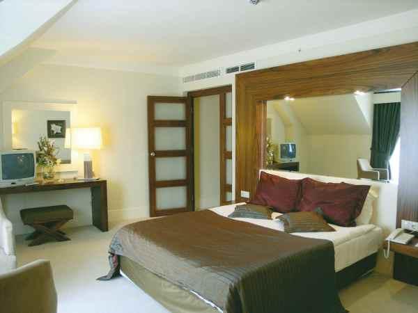 {{URUNADI}} {{URUNADI}}