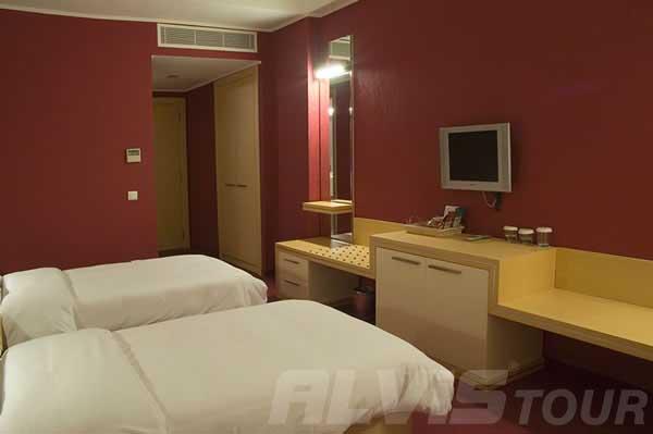 {{URUNADI}} {{URUNADI}}