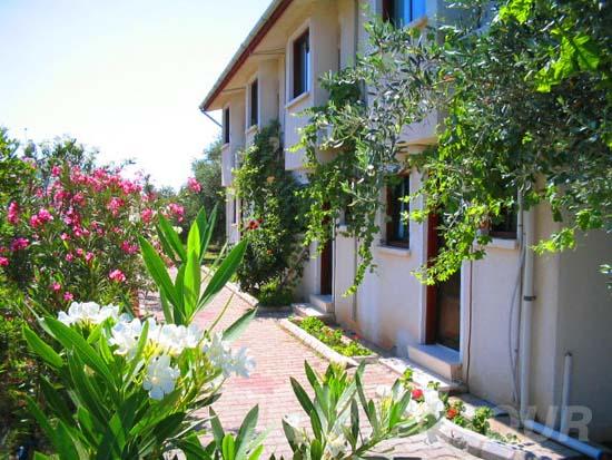 {{URUNADI}} {{URUNADI}}