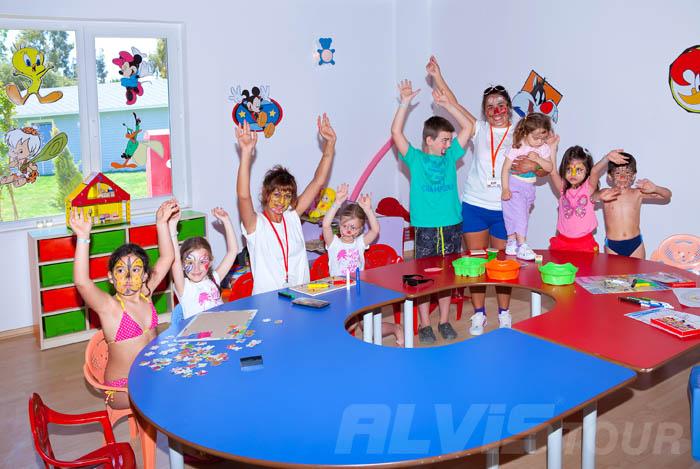 {{URUNADI}} {{URUNADI}}