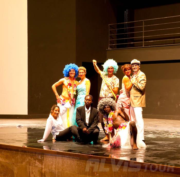 {{URUNADI}} {{URUNADI}}