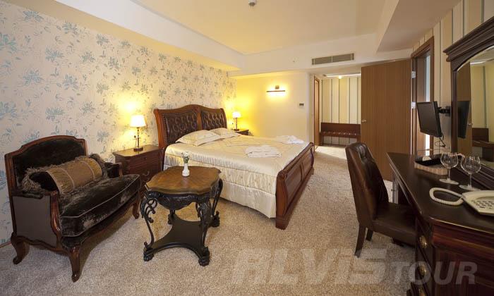 {{URUNADI}} {{URUNADI}}