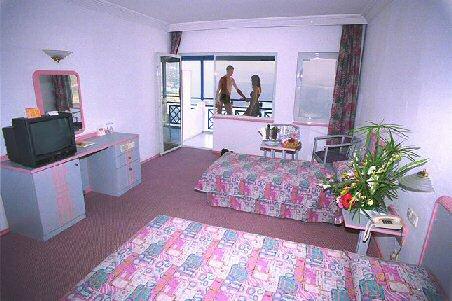 {{URUNADI}} {{URUNADI}}