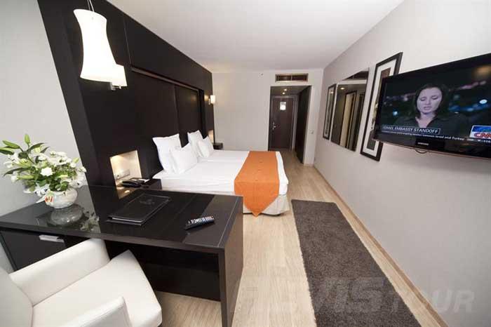 {{URUNADI}} {{URUNADI}}