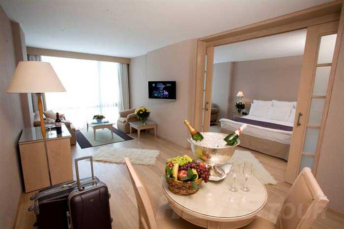 {{URUNADI}} {{URUNADI}}