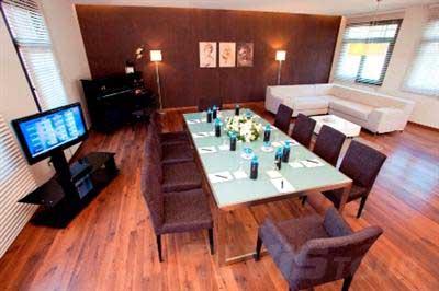 {{URUNADI}} {{URUNADI}}