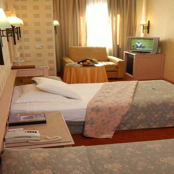 {{URUNADI}} {{URUNADI}}