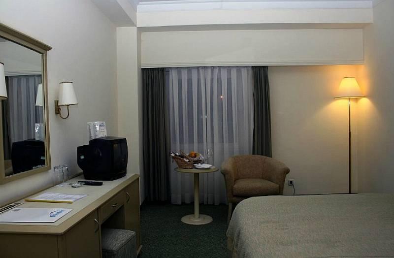 {{URUNADI}} {{URUNADI}}