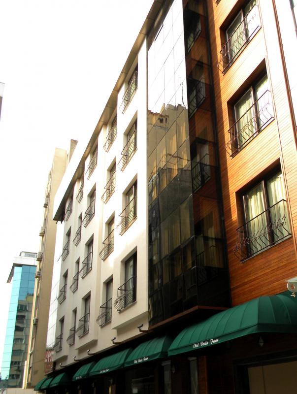 {{URUNADI}} {{URUNADI}}