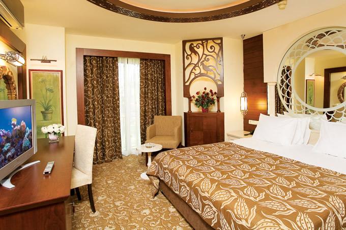 {{URUNADI}} {{URUNADI}}