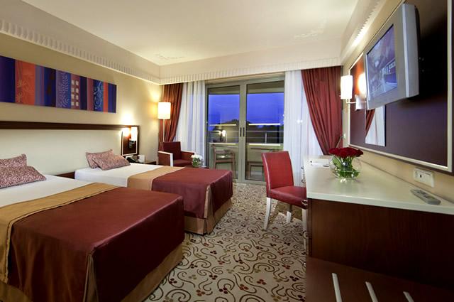 {{URUNADI}} {{URUNADI}}