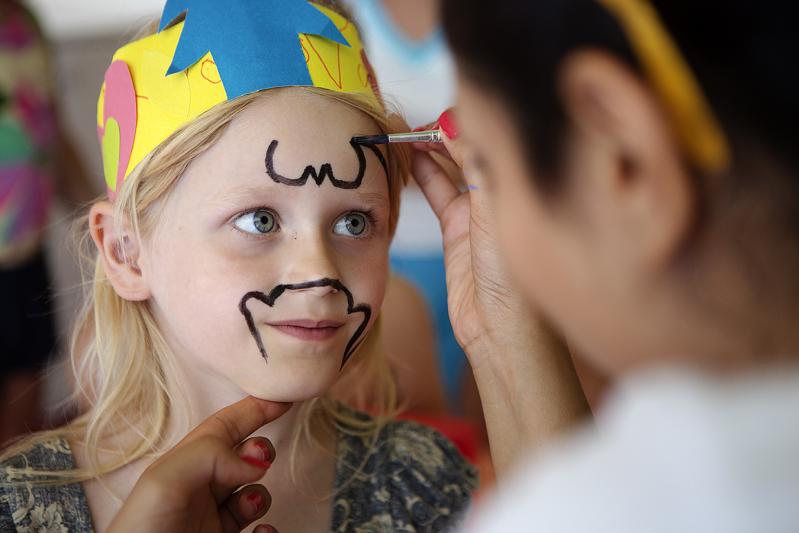 {{URUNADI}} {{URUNADI}}