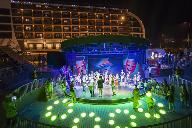 {{URUNADI}} {{URUNADI}}