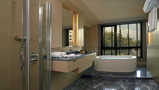 {{URUNADI}} {{URUNADI}}