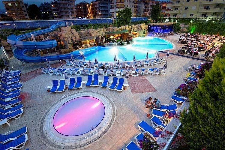 {{URUNADI}} {{URUNADI}}