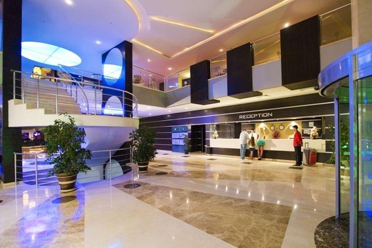 {{URUNADI}} {{URUNADI}}