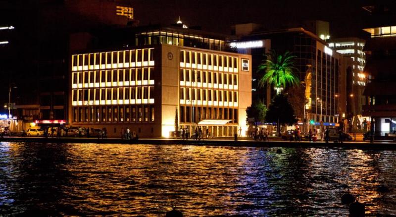 {{URUNADI}} {{URUNADI}}