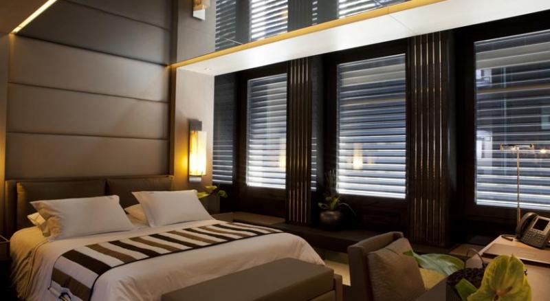 {{URUNADI}} {{URUNADI}}