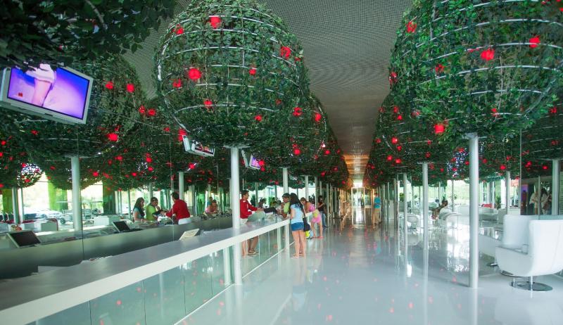 {{URUNADI}} {{URUNADI}}