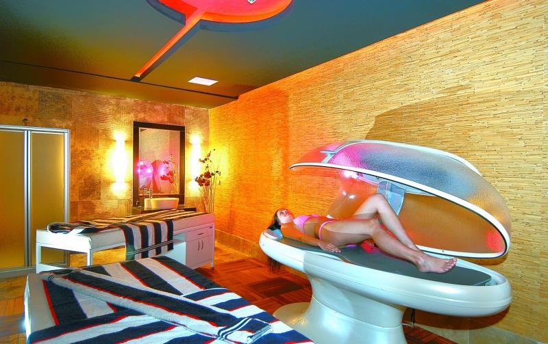 {{URUNADI}} {{URUNADI}}