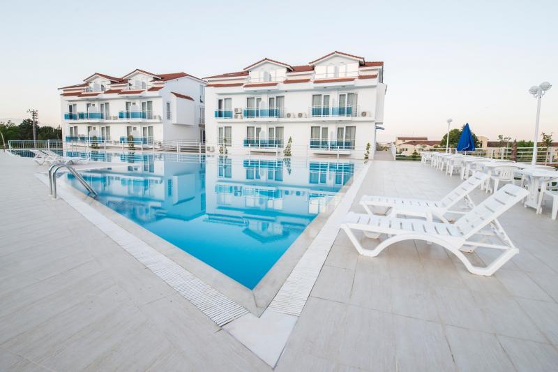 {{URUNADI}} {{URUNADI}}