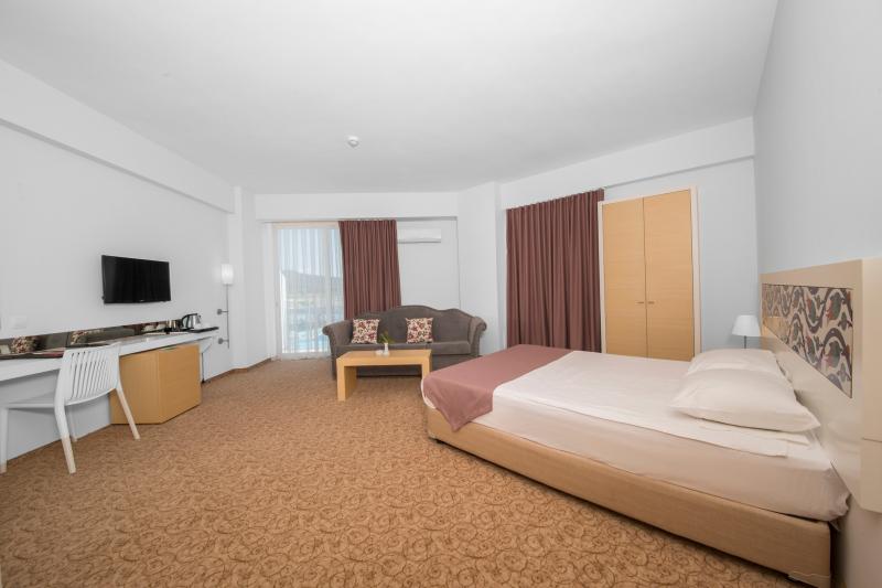 {{URUNADI}} {{URUNADI}}