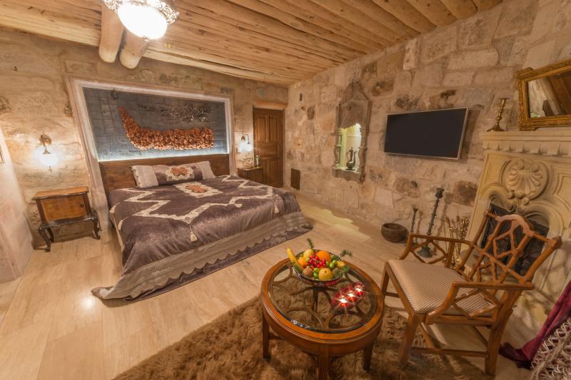 {{URUNADI}} {{URUNADI}}