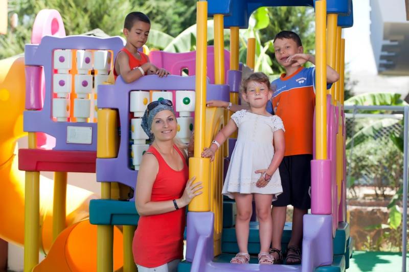 {{URUNADI}} {{URUNADI}}