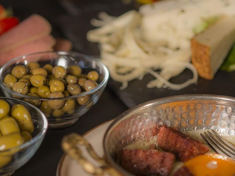 {{URUNADI}} {{URUNADI}}