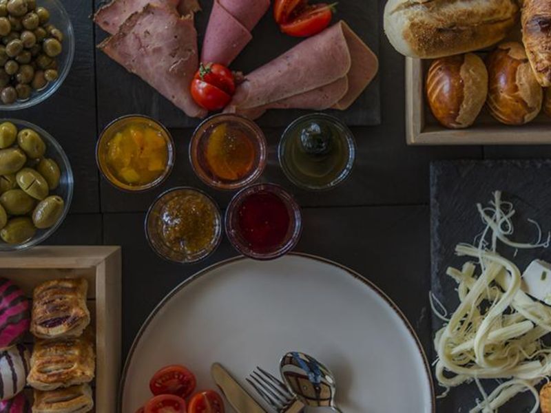 {{URUNADI}} {{URUNADI}}