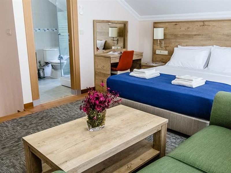 {{URUNADI}} {{URUNADI}}