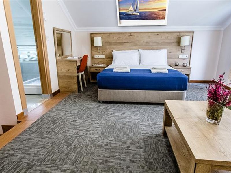 {{URUNADI}} {{URUNADI}}