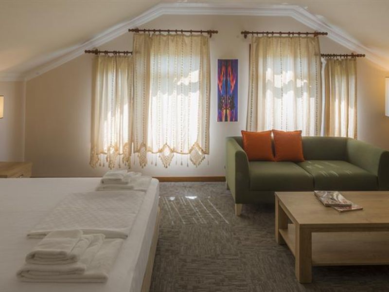 {{URUNADI}} {{URUNADI}}