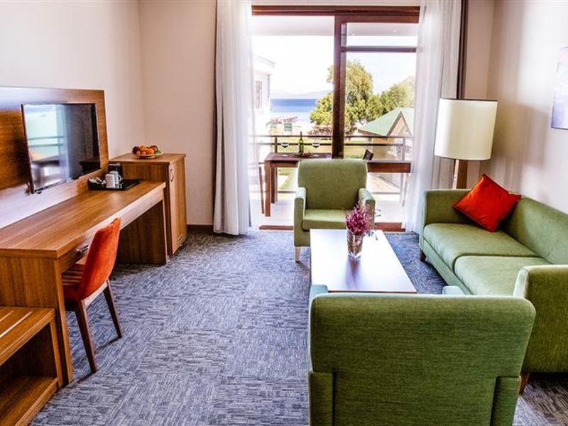 {{URUNADI}} {{URUNADI}}