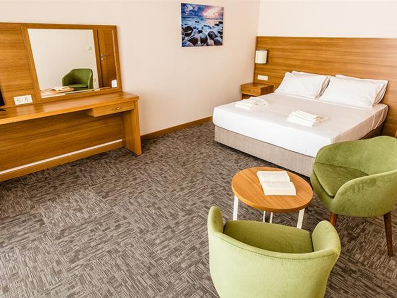 {{URUNADI}} {{URUNADI}}