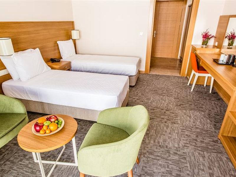 {{URUNADI}} {{URUNADI}}