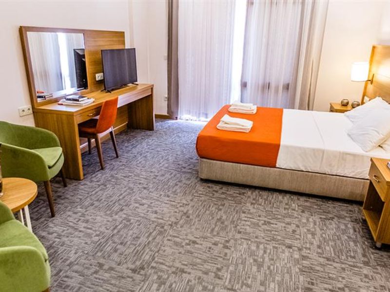 {{URUNADI}} {{URUNADI}}