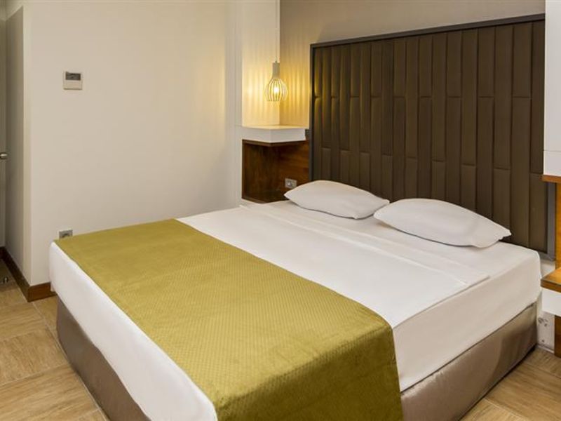 {{URUNADI}} {{URUNADI}}